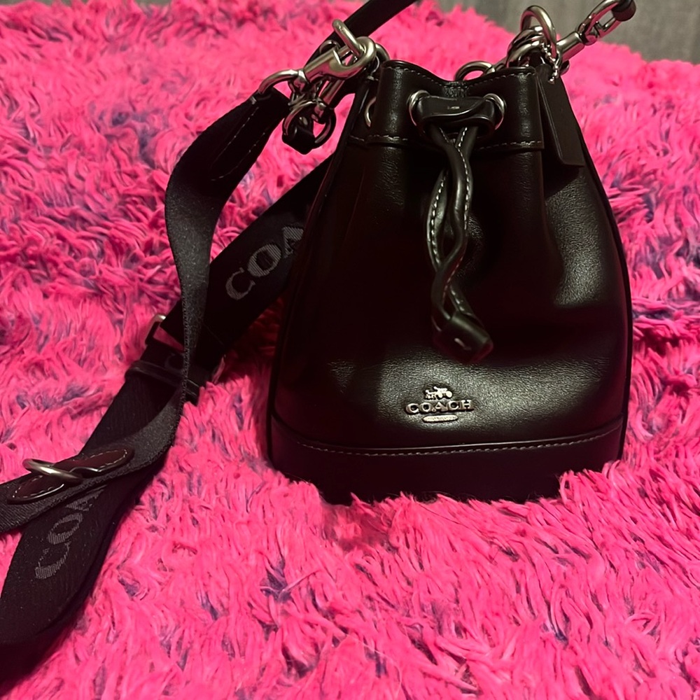 Mini coach bucket bag black